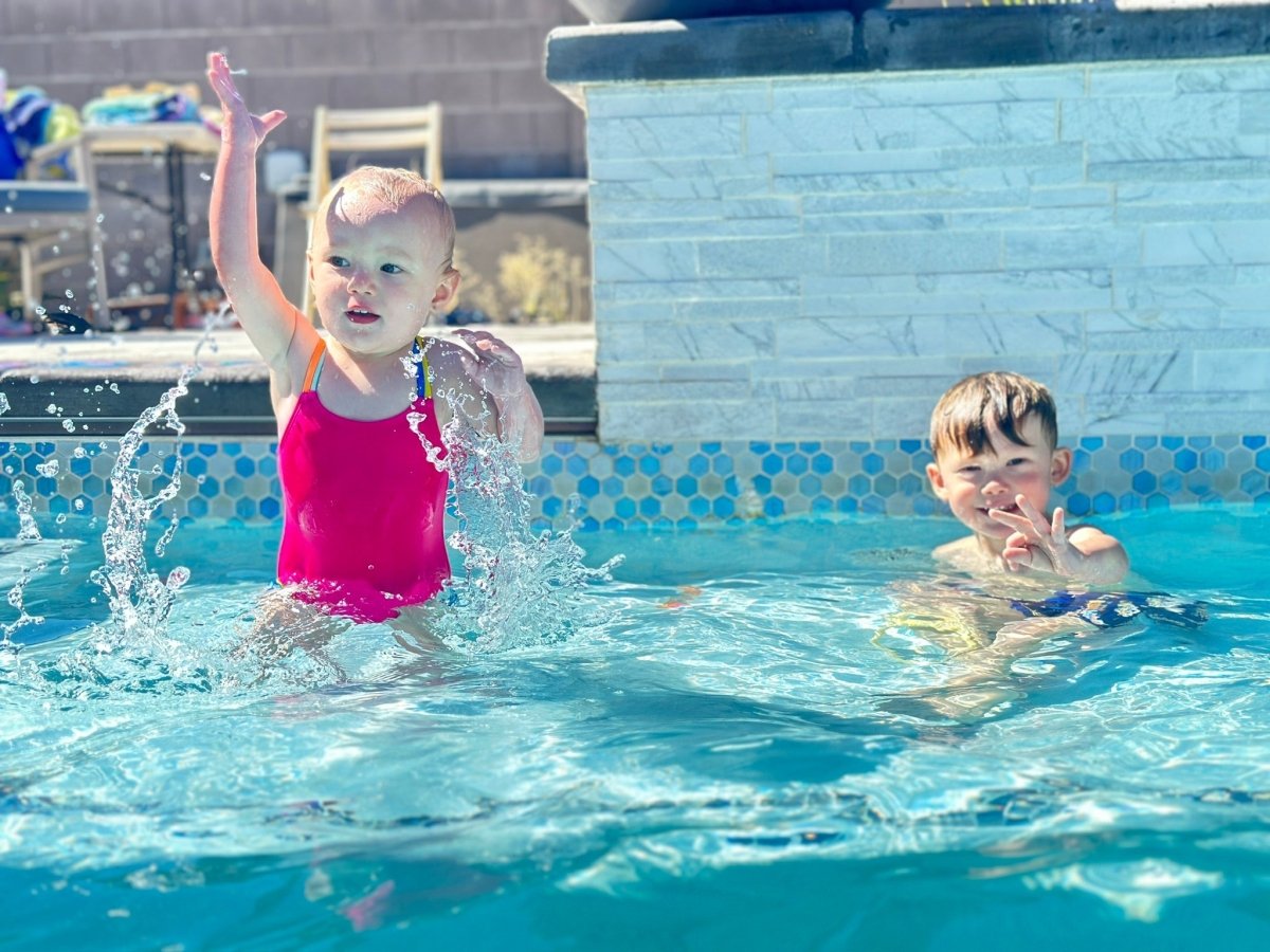 Ages 0-2 - Swimming with Confidence