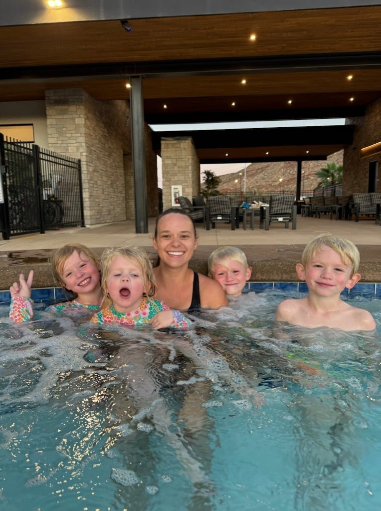Swim Lessons That Build Confidence Without Bribes or Force - Swimming with Confidence