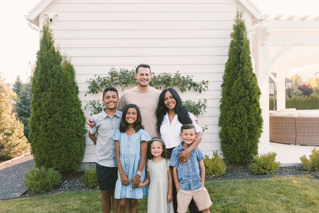 Founders of Punchy Kids hydration with their family